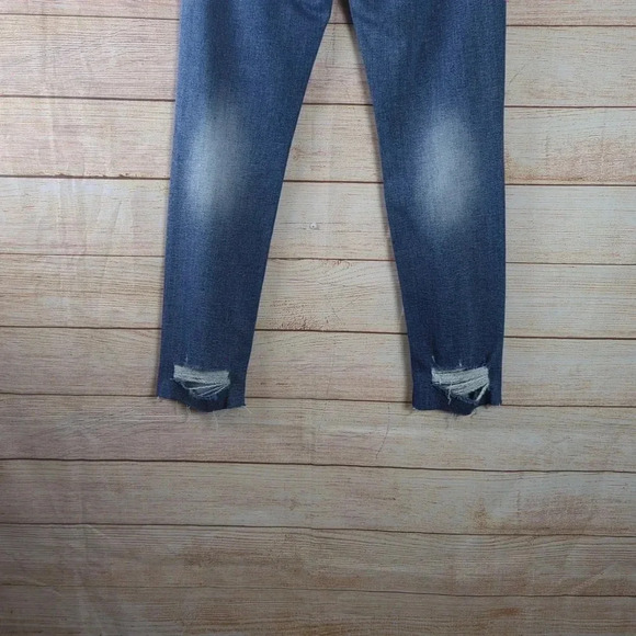 Kancan Women's Size 7/27 Kaly Highrise Slim St Leg Distressed Blue Stretchy Jean - Picture 8 of 14